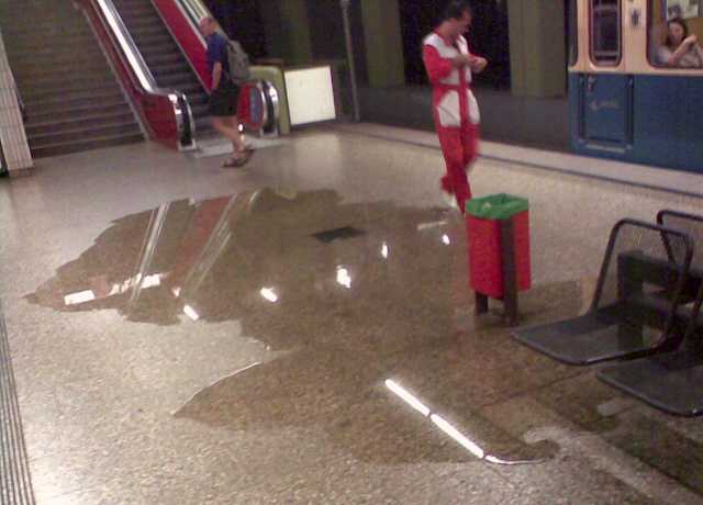 U-Bahn Haltestelle Kolumbusplatz